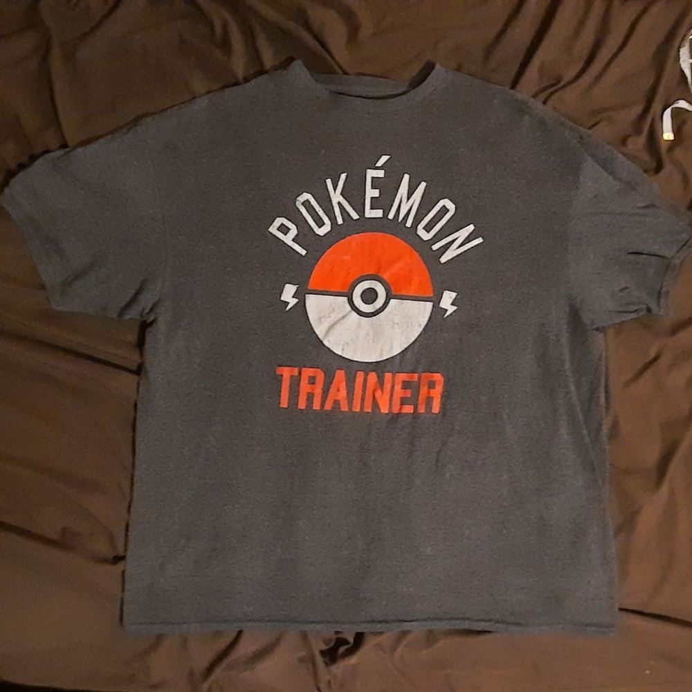 Pokémon Trainer 2XL shirt